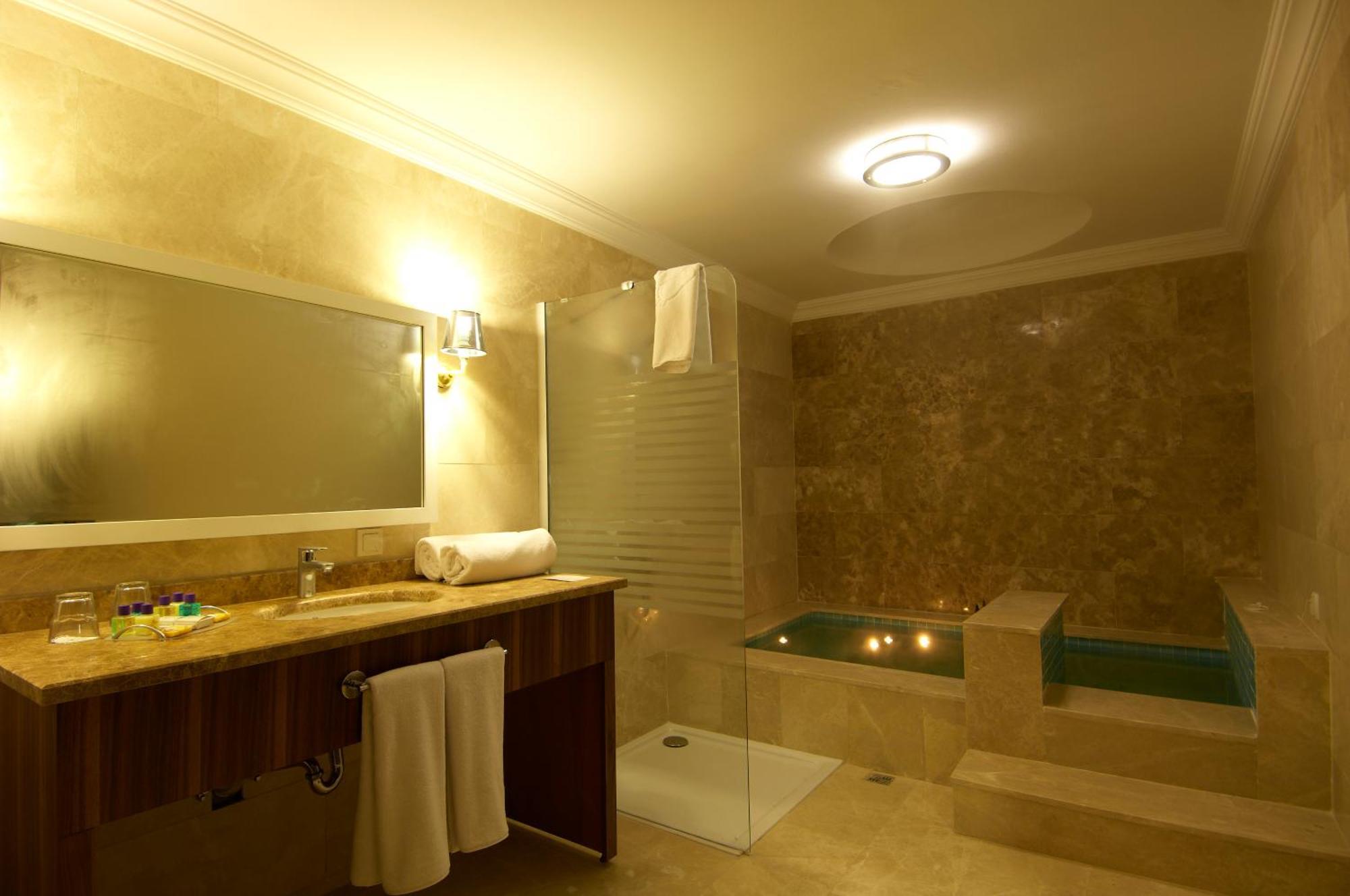 Safran Thermal Resort Sandıklı المظهر الخارجي الصورة