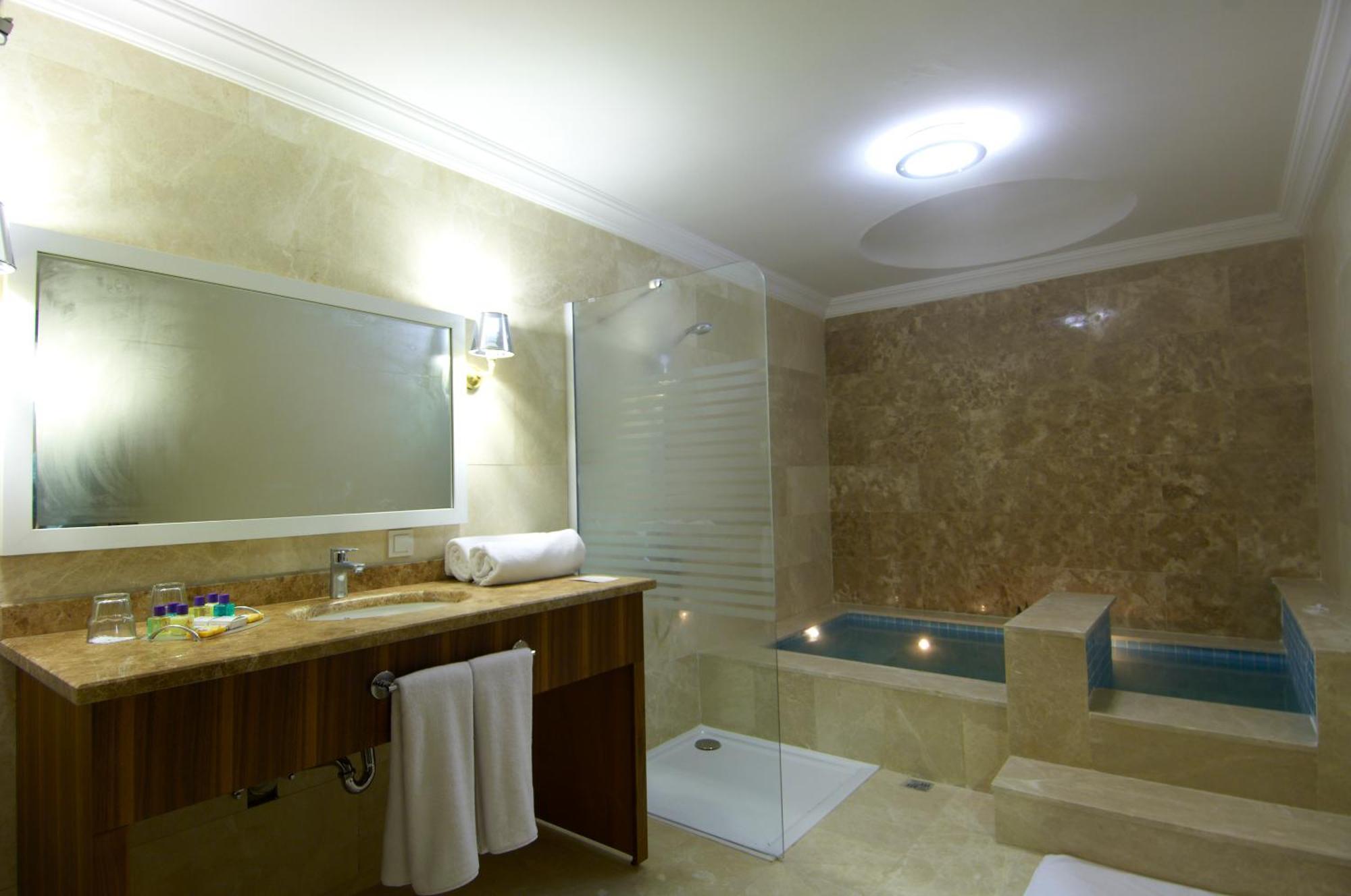 Safran Thermal Resort Sandıklı المظهر الخارجي الصورة