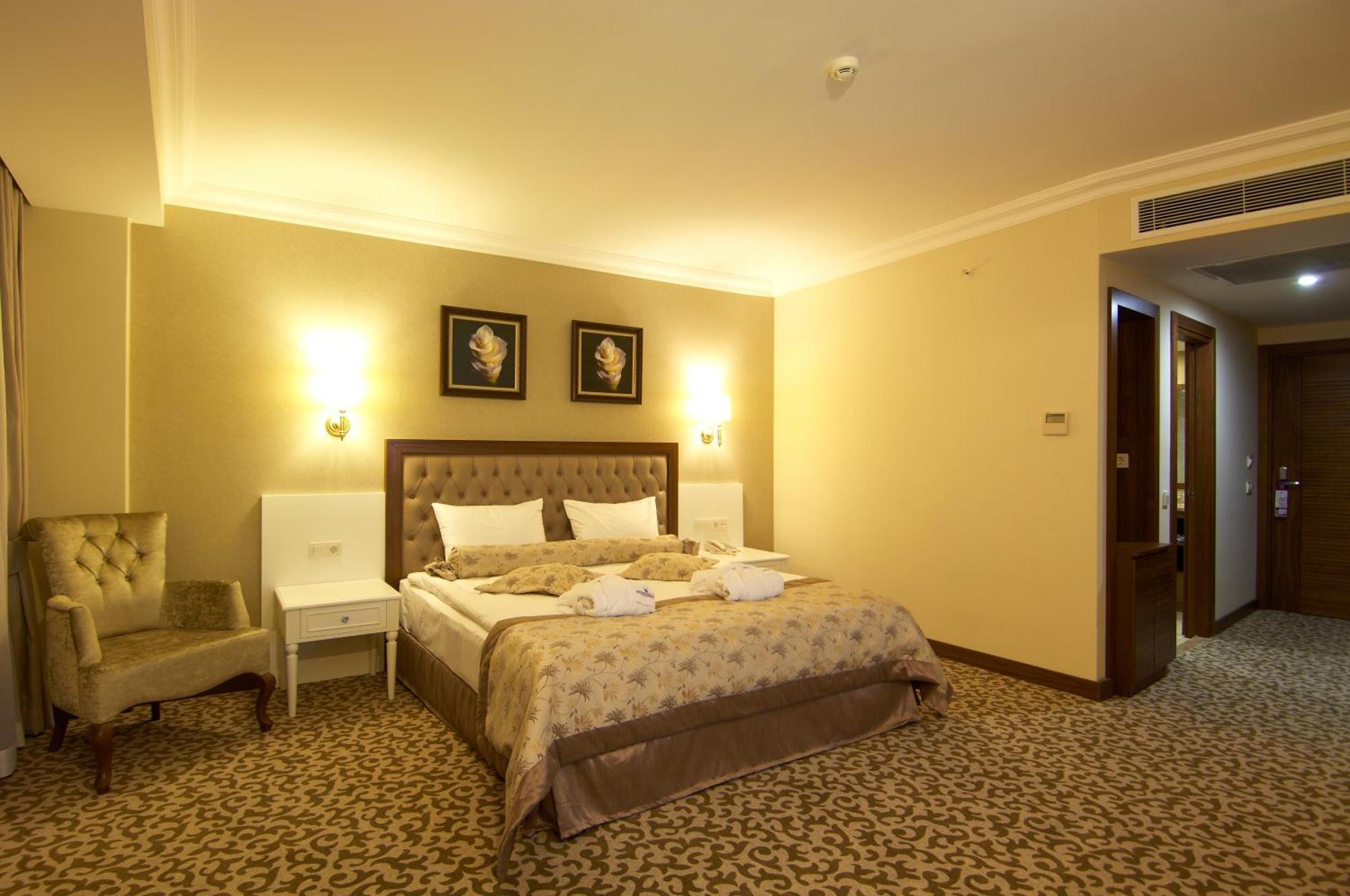 Safran Thermal Resort Sandıklı المظهر الخارجي الصورة